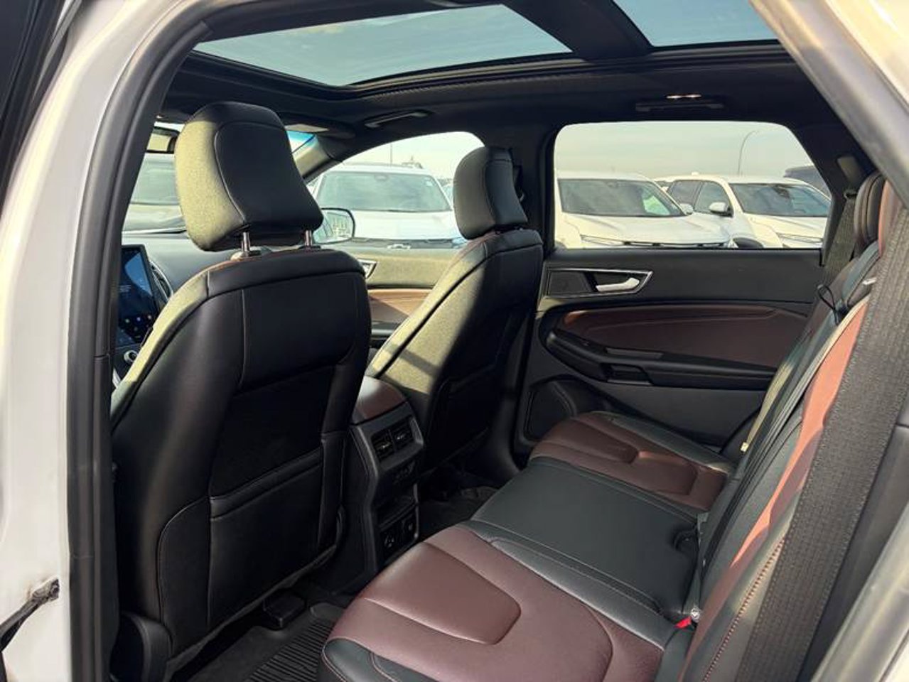 2022 Ford Edge Titanium AWD White Sherwood Park - photo #5