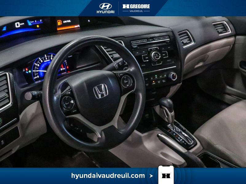 Honda Civic YA888 | LX 4 portes, boîte automatique 2013 Gris Laval - photo #15