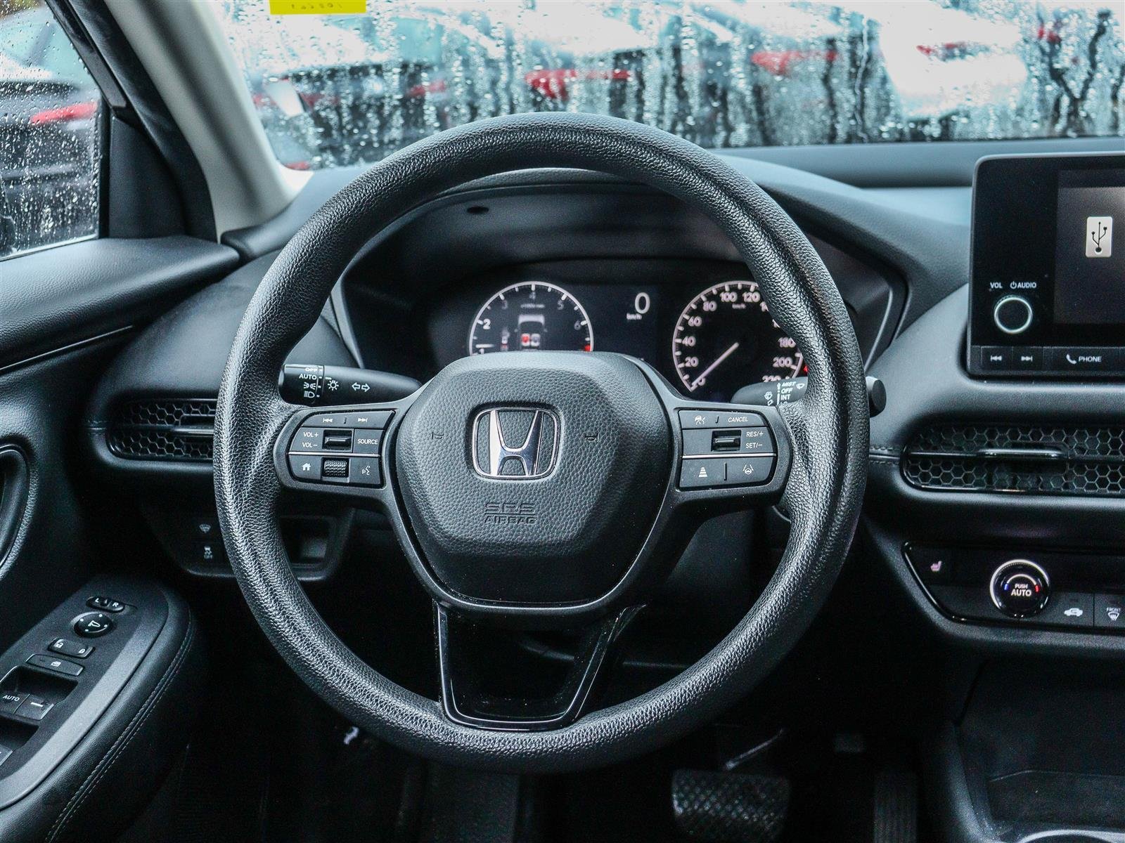 Honda HR-V LX-B 2024 Black Ottawa & Gatineau - photo #8