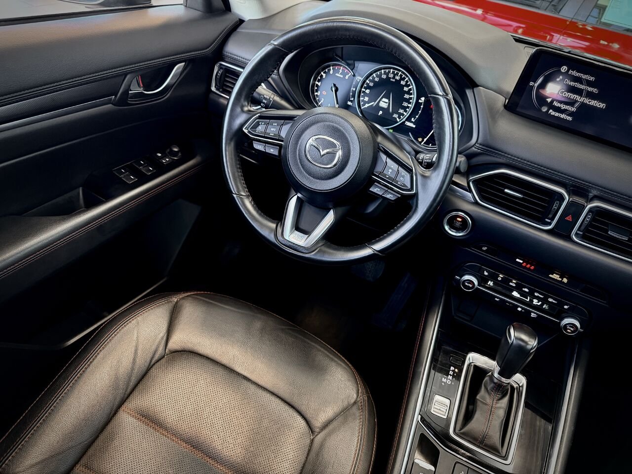 2022 Mazda CX-5 Black Notre-Dame-des-Prairies - photo #18