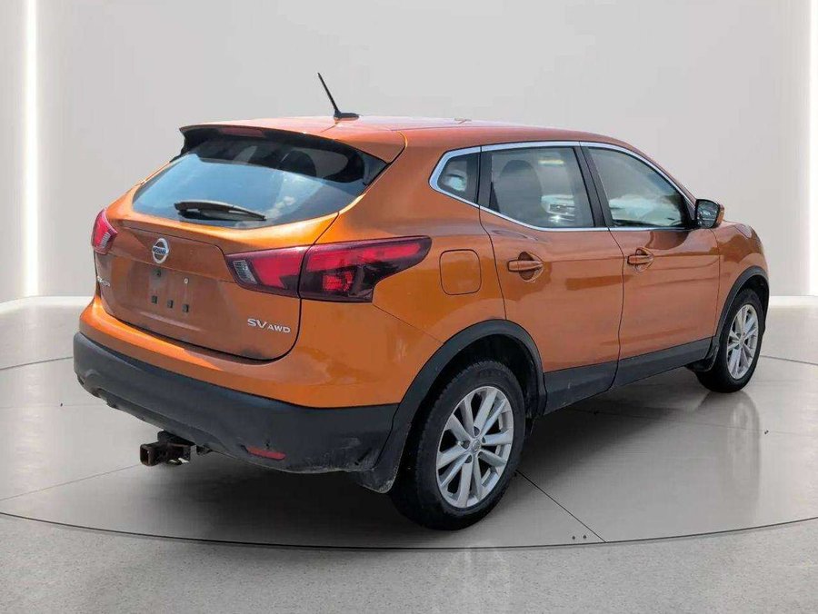 Nissan Qashqai 2017 2017 Orange