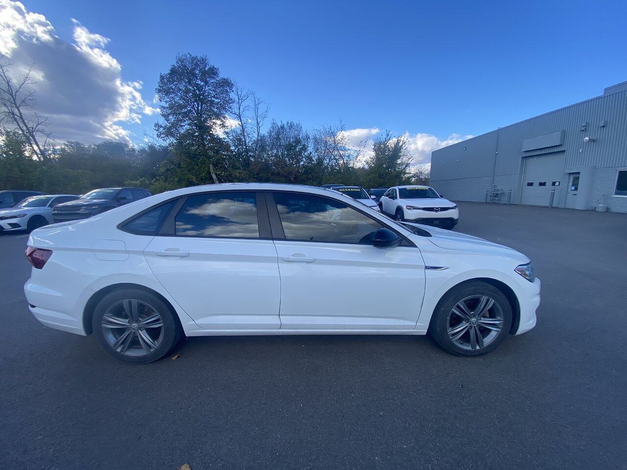 2019 Volkswagen Jetta White Ste-Agathe des Monts - photo #3