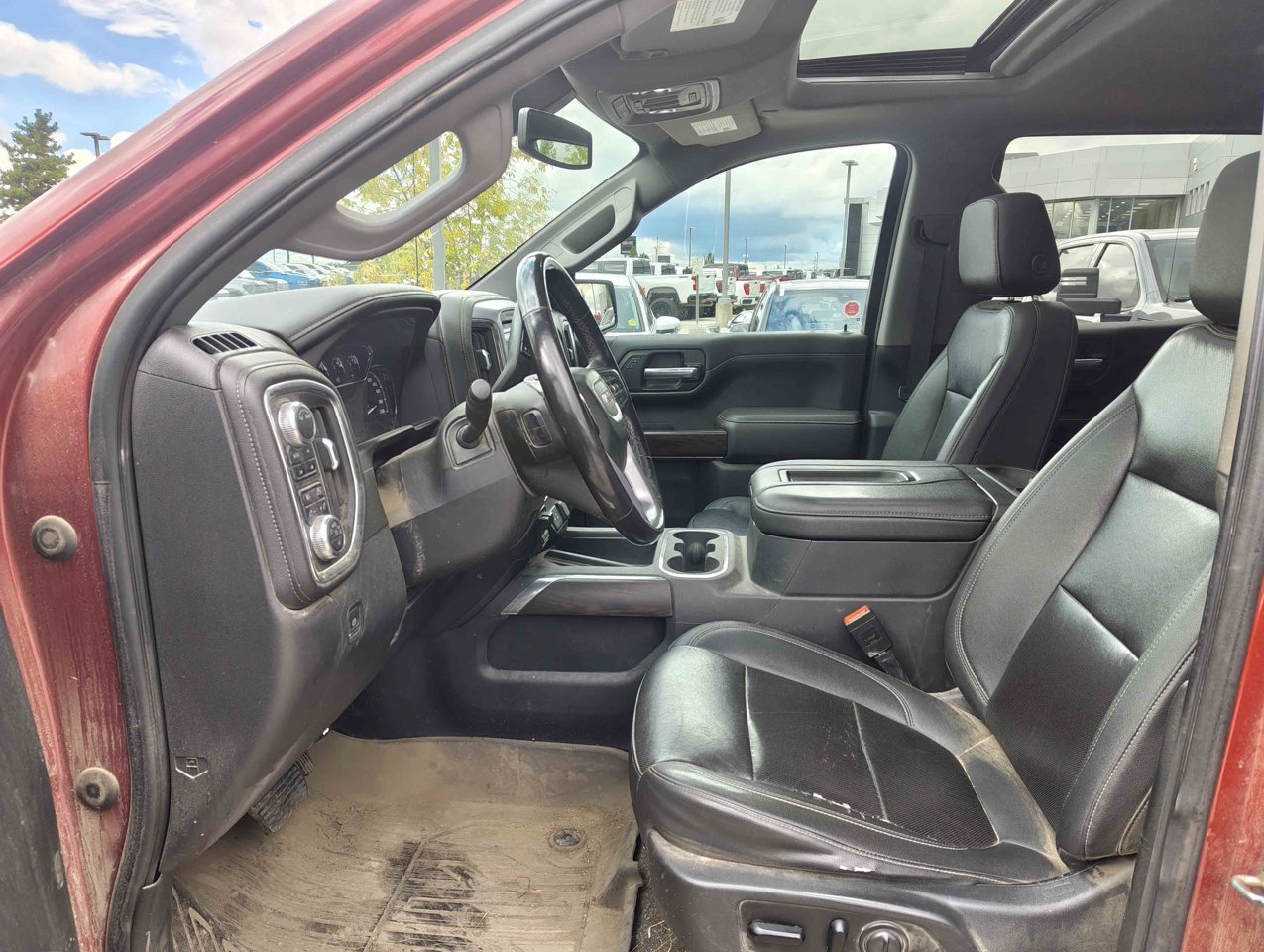 2021 GMC Sierra 1500 4WD Crew Cab 147 SLT Red Sherwood Park - photo #7