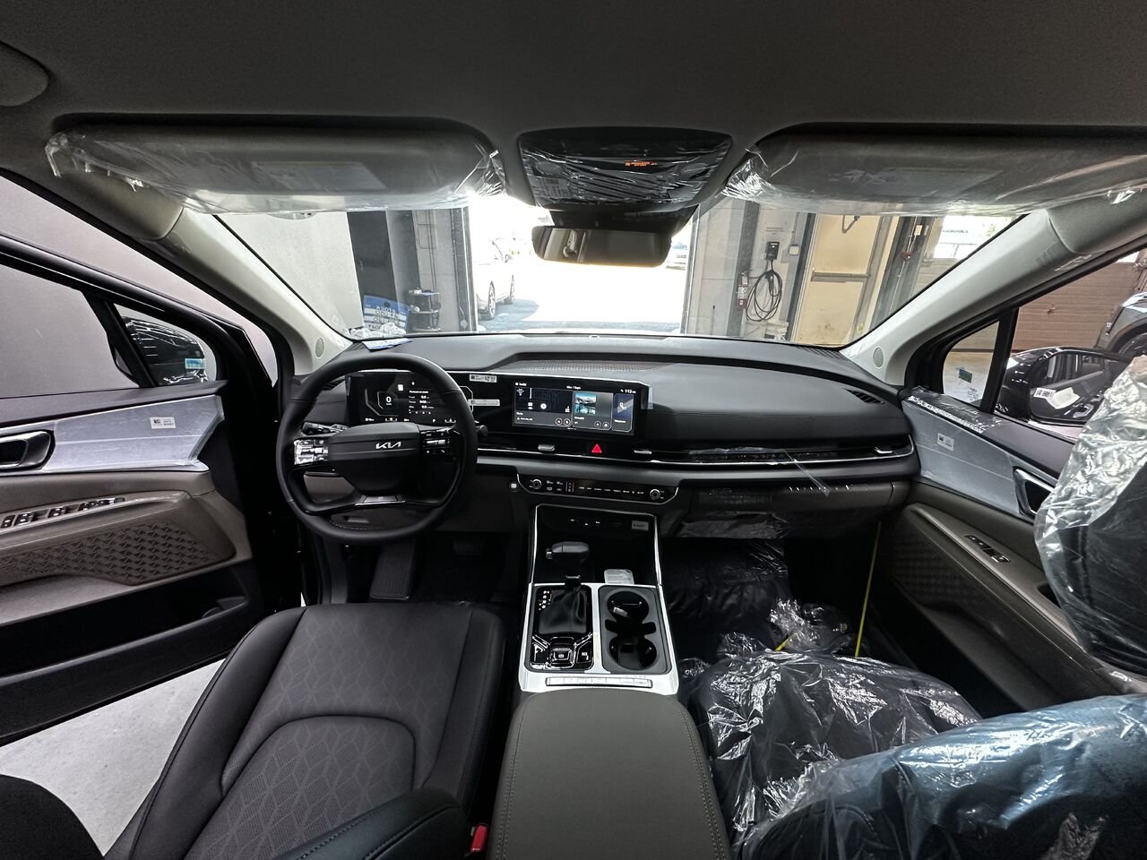 2027 Kia Carnival Aurora Black Pearl Blainville - photo #3