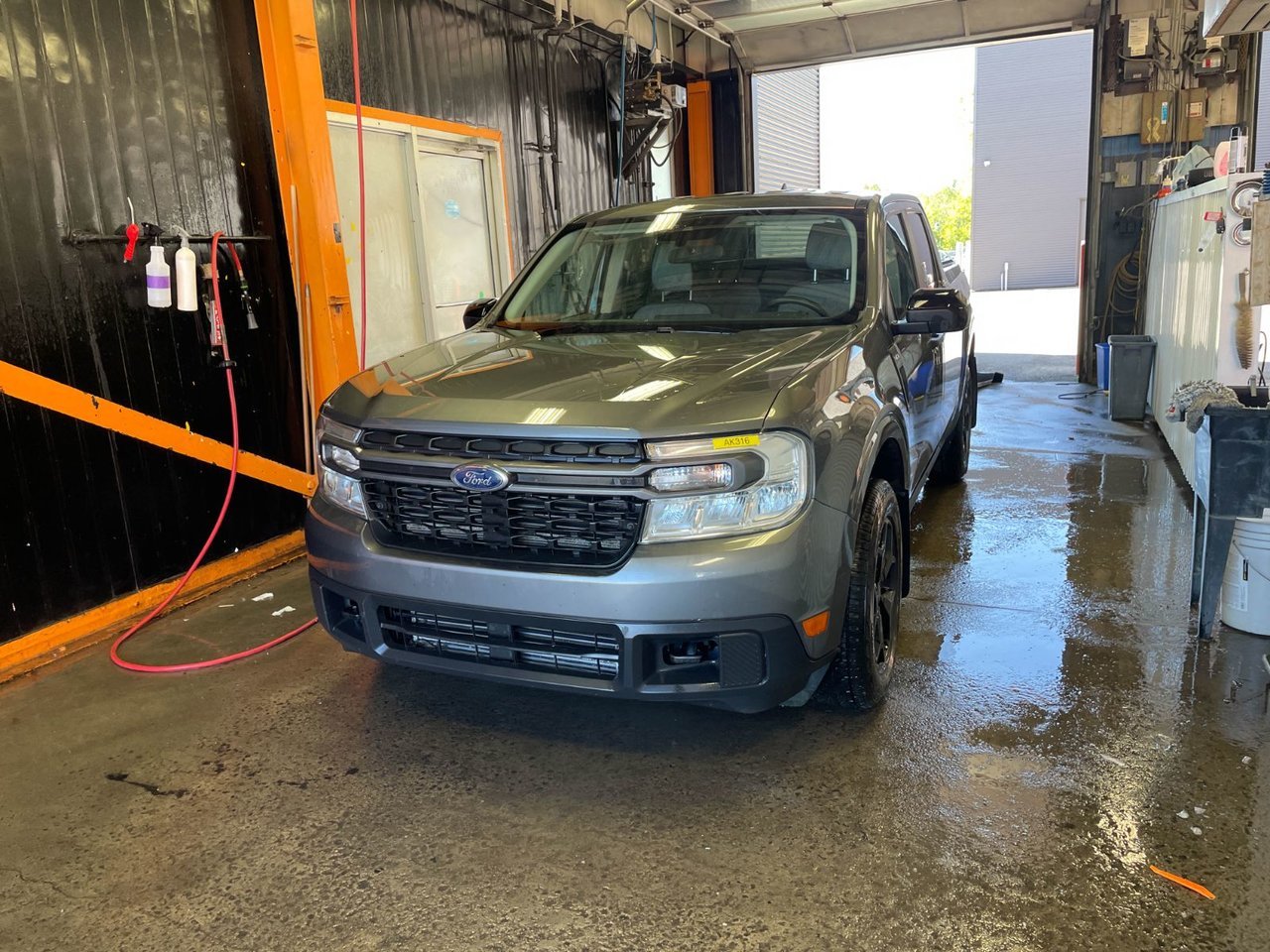 2024 Ford Maverick XLT FX4 CREW 4X4 *GR. LUXE* BEDLINER SIÈGES CHAUFF Grey Saint-Jérôme - photo #0
