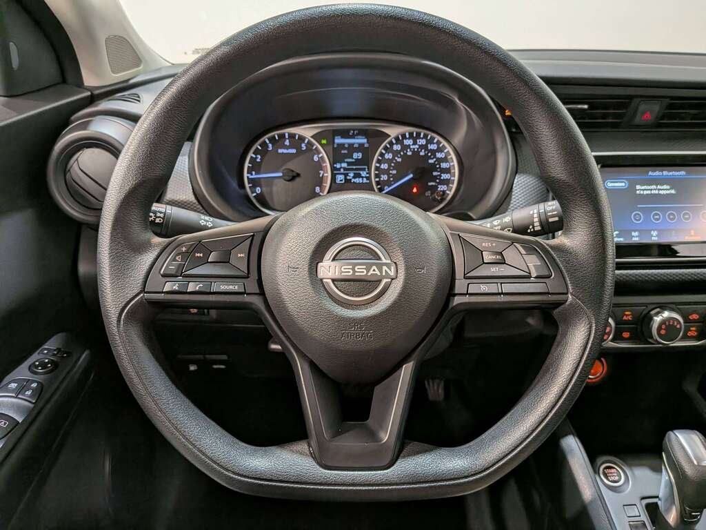 2024 Nissan Kicks S FWD White Val-David - photo #14
