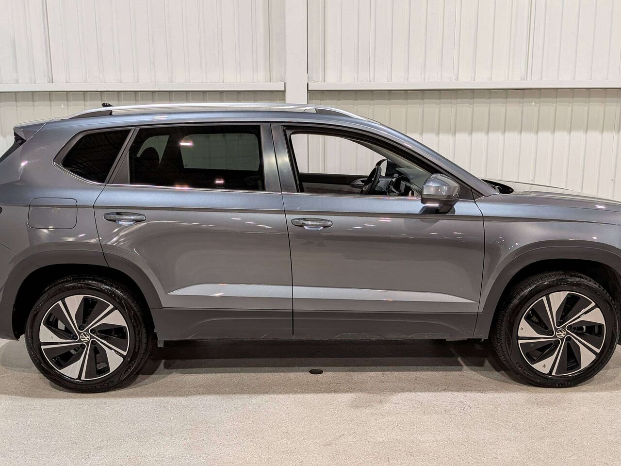 2025 Volkswagen Taos Comfortline 4MOTION Grey Val-David - photo #7