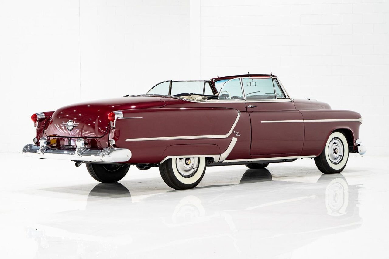 Oldsmobile 98 PRIX EN USD | Convertible Beautifully Presented from complete Restoration 1953 Rouge Montréal - photo #4
