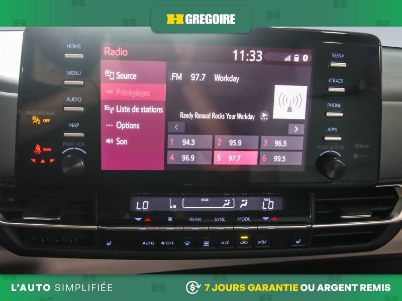 2023 Toyota Sienna Black Blainville - photo #11
