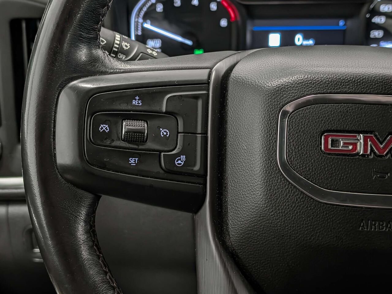 GMC SIERRA 4WD STANDARD BED CREW CAB AT4 Moteur 3.0l Diesel 2022 Blanc Sherbrooke - photo #13