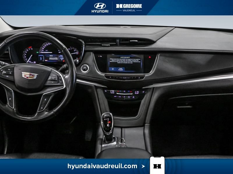 2018 Cadillac XT5 Black Laval - photo #24
