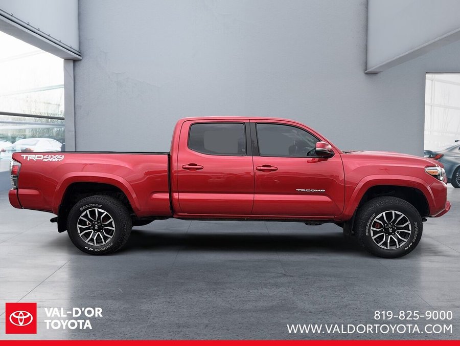 2022 Toyota Tacoma 2022 Red