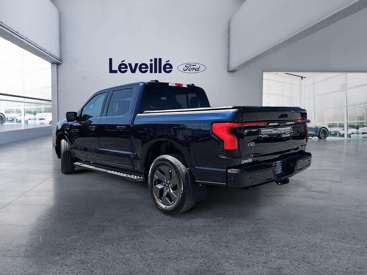 Ford F-150 Lightning 2023 Bleu Saint-Jérôme - photo #3
