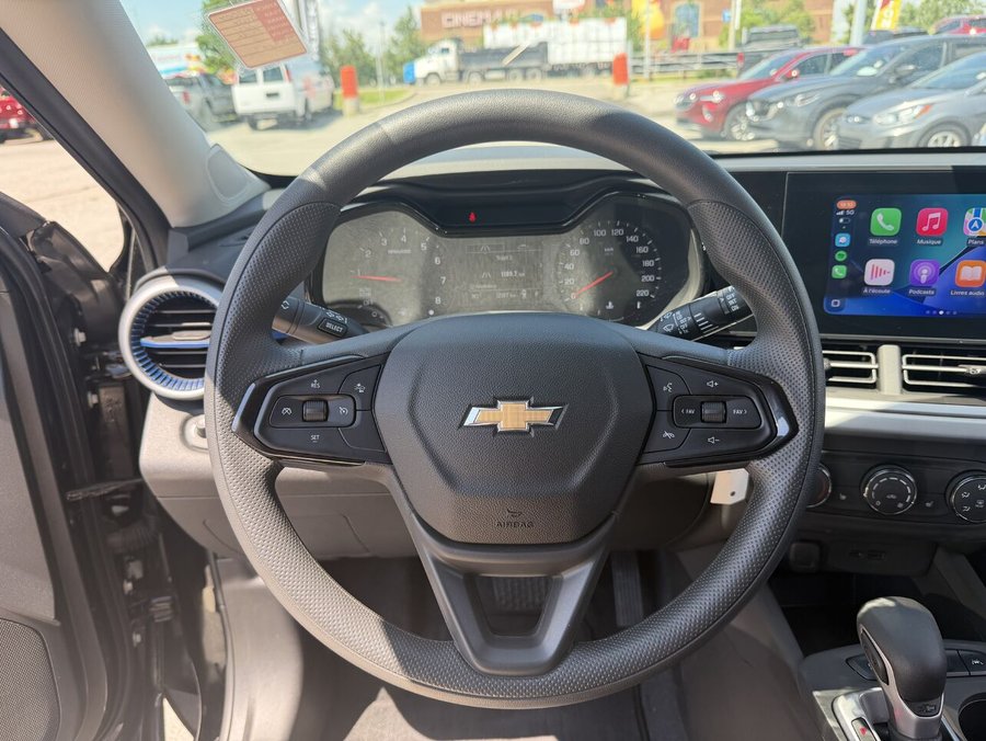 2024 CHEVROLET TRAX LS 2024 Black
