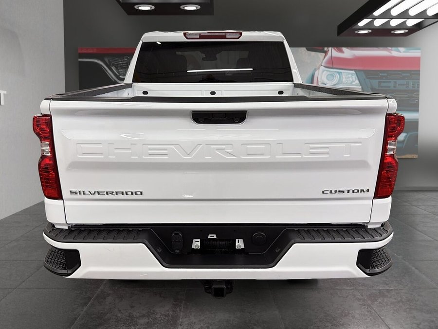 CHEVROLET Silverado 1500 PERSONNALISÉE 2026 BLANC SOMMET