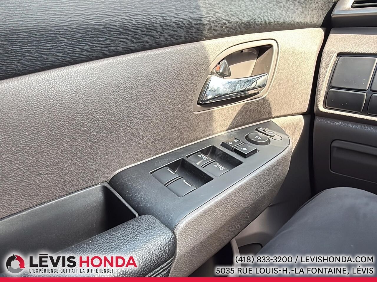 Honda Odyssey LX Familiale 4 portes LX 2016 Noir Lévis - photo #17
