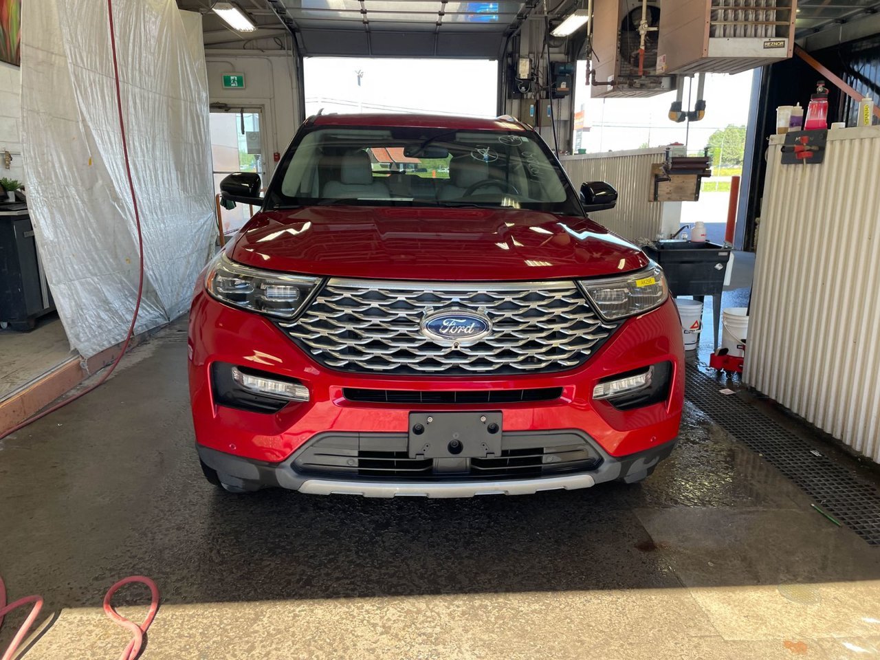 Ford Explorer PLATINUM AWD *TOIT NAV CUIR SIÈGES VENT CAM360 B&O 2021 Rouge Saint-Jérôme - photo #5