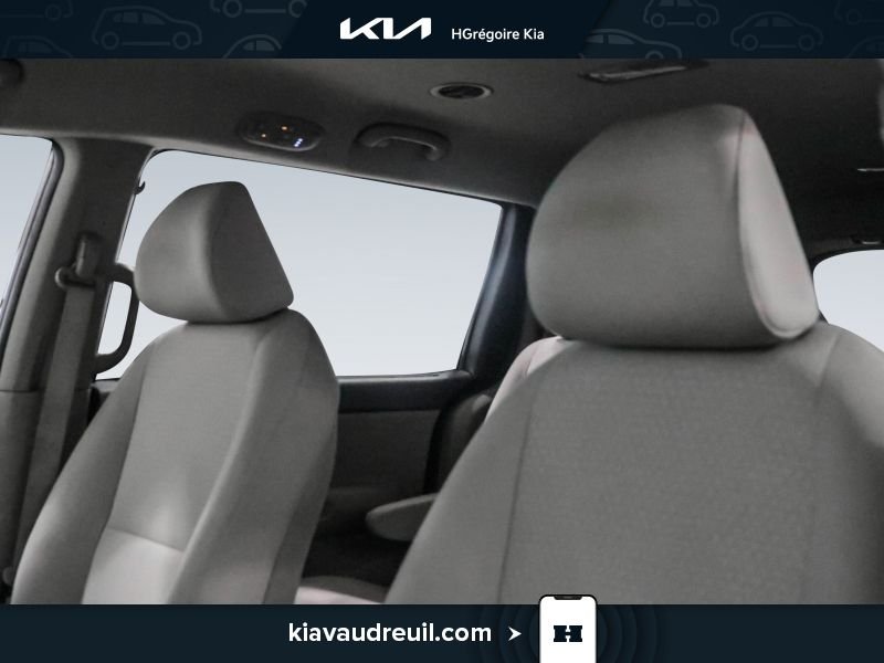 Kia Sedona 2016 Gris Blainville - photo #8