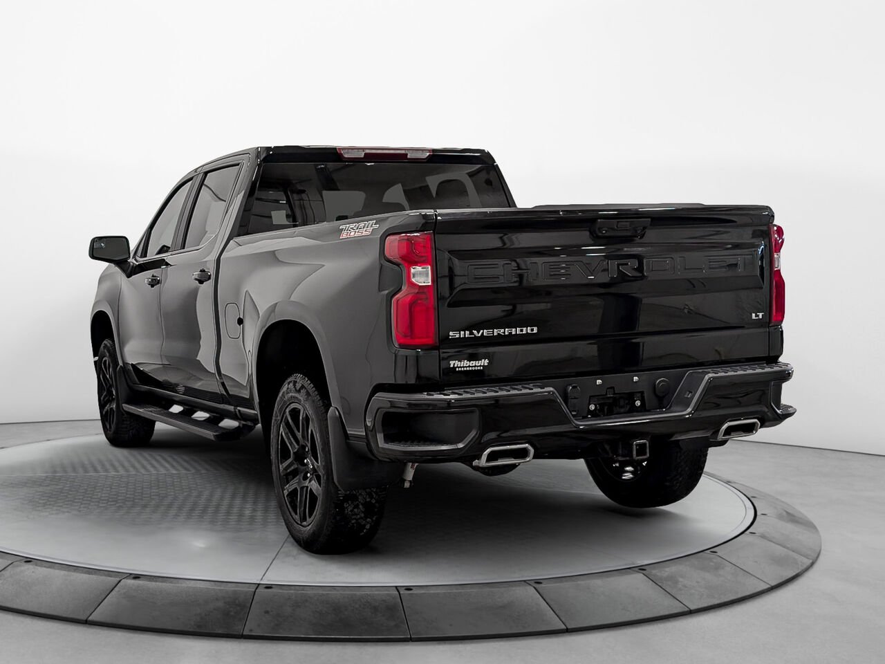 2024 CHEVROLET Silverado 1500 LT TrailBoss 4WD Crew Cab Diesel Black Sherbrooke - photo #3