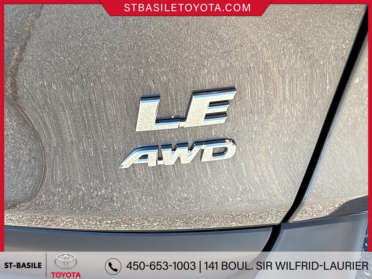 2024 TOYOTA RAV4 Grey Saint-Basile-le-Grand - photo #17