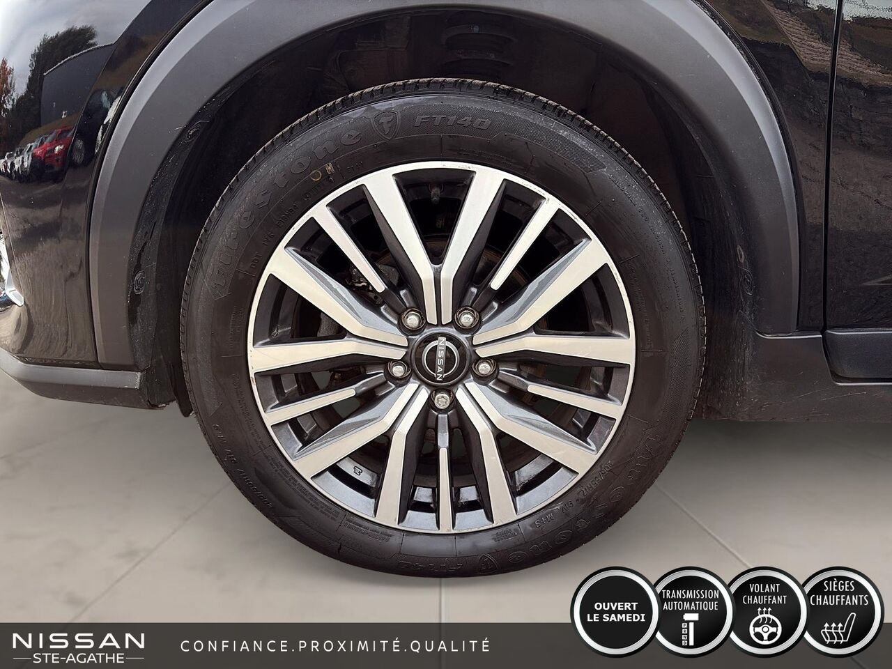 Nissan Kicks SV TA | BAS KILOMÉTRAGE | UN SEUL PROPRIÉTAIRE | APPLE CARPLAY | BOÎTE AUTOMATIQUE 2024 Noir Saint-Jérôme - photo #6
