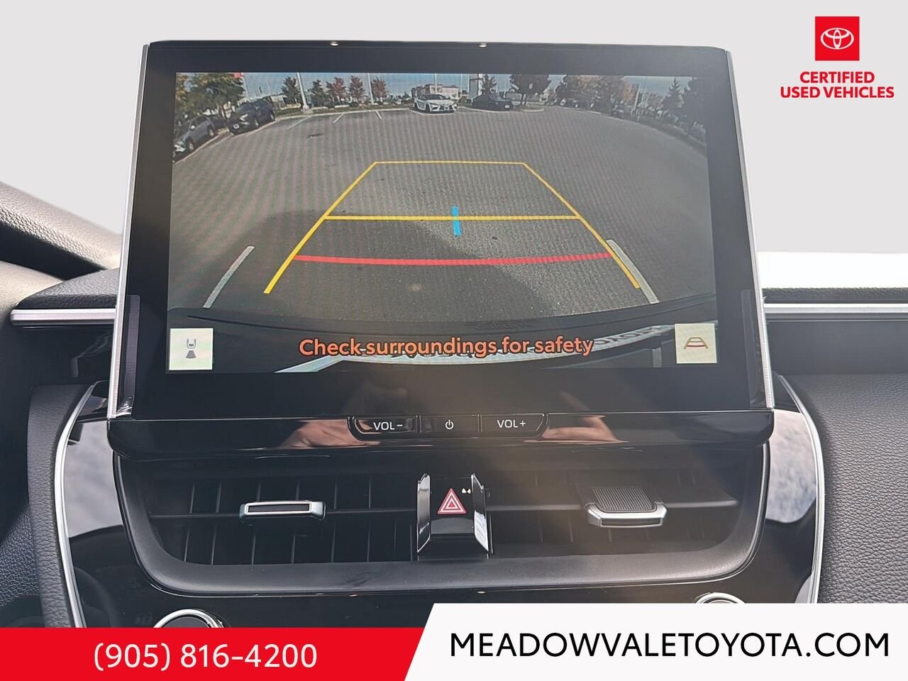 2026 Toyota Corolla Cross Top of the line Corolla Cross. Low Km's and comes with dash camera and cargo liner Black Mississauga - photo #16