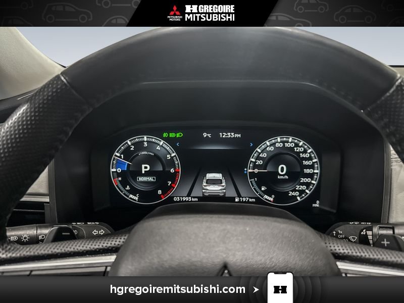 2024 Mitsubishi Outlander Red Saint-Eustache - photo #21