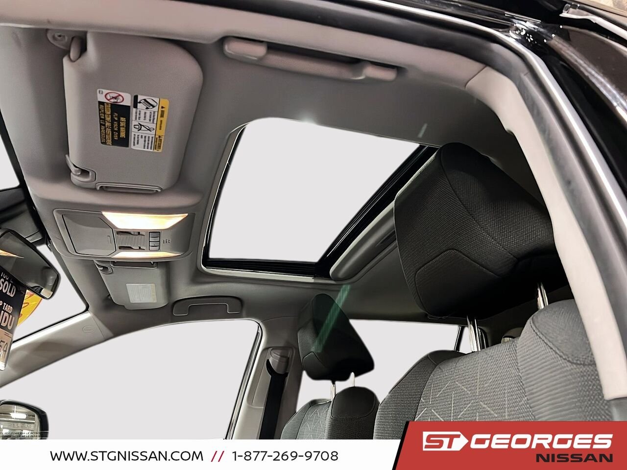 2021 Toyota RAV4 Black Saint-Georges - photo #16