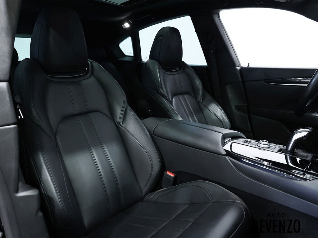 2022 Maserati Levante Black Saint-Eustache - photo #7