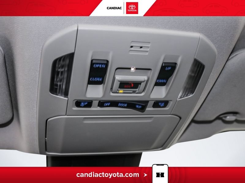 Toyota Highlander 2021 Noir Blainville - photo #28