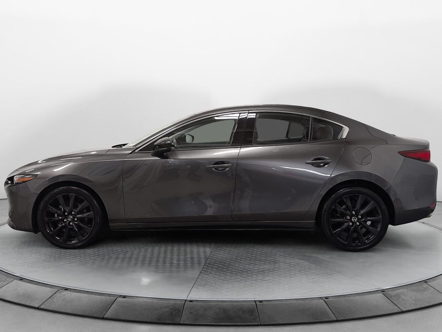 Mazda 3 GT Toit Ouvrant Sièges et Volant Chauffants 2025 Noir