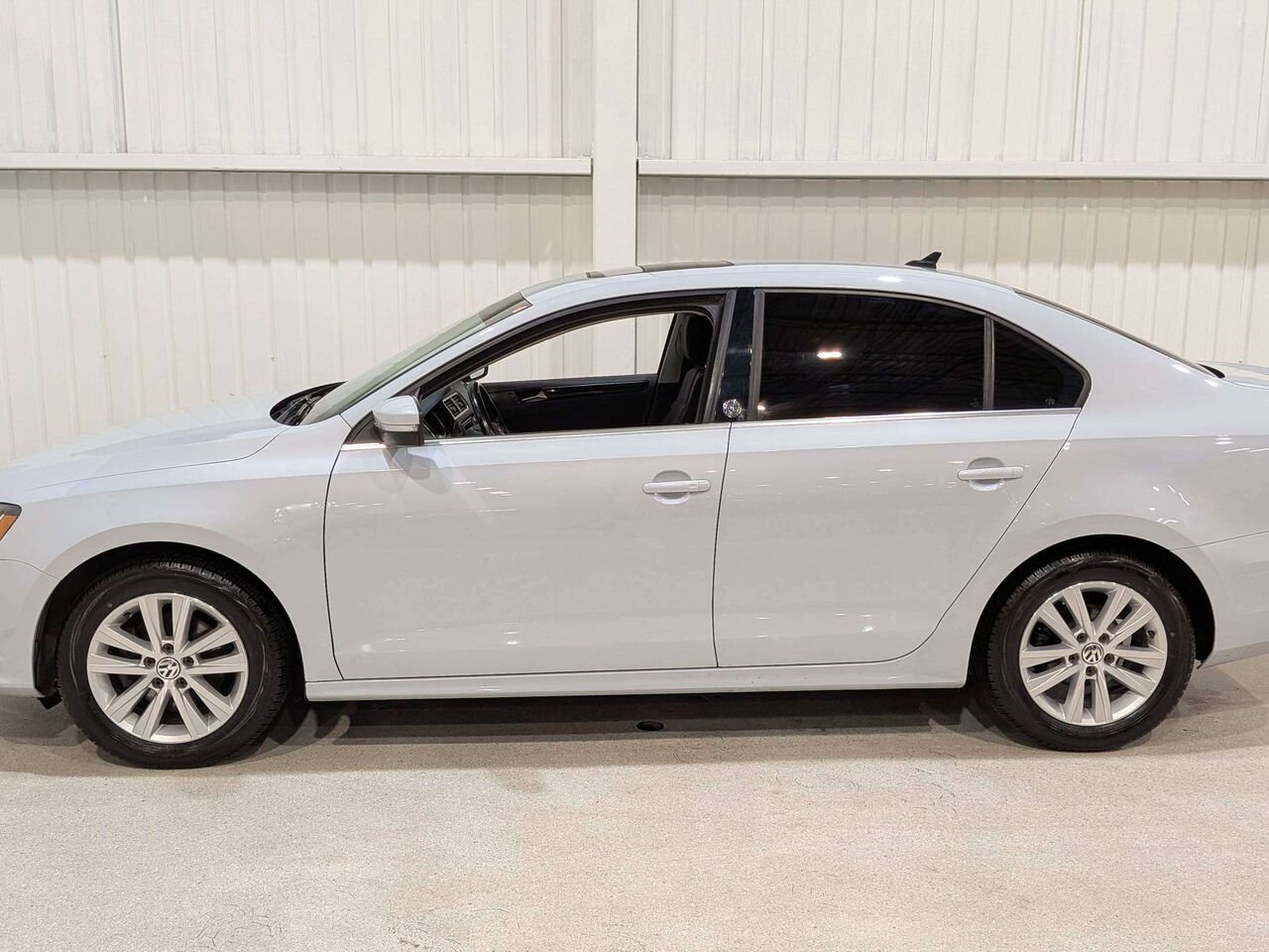 Volkswagen Jetta Sedan 4dr 1.4 TSI Auto Wolfsburg Edition 2017 Gris Val-David - photo #4