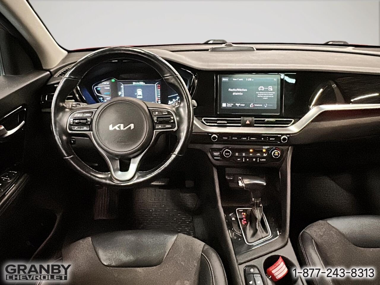 2022 Kia Niro Plug-in Hybrid EX TA | 25-0919B Red Granby - photo #12