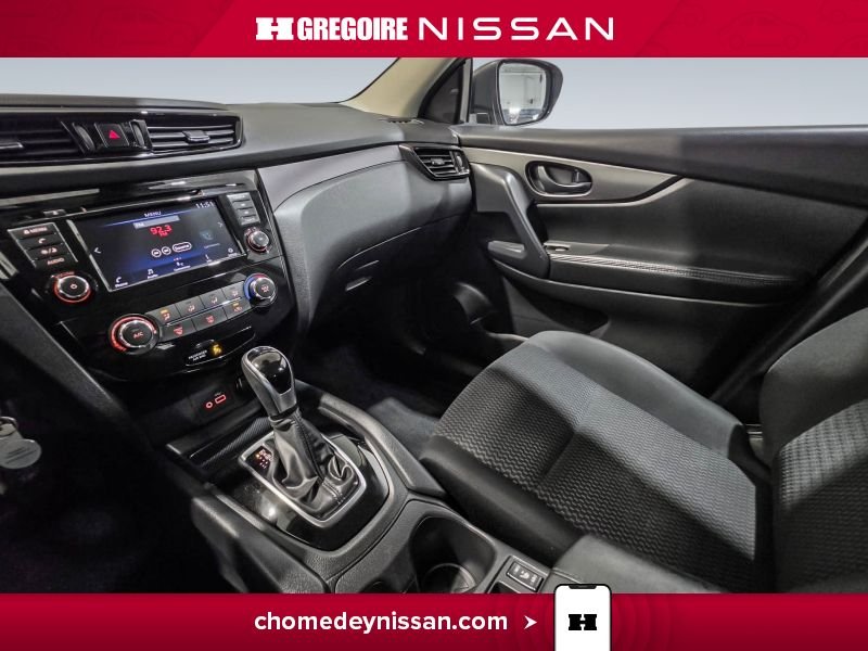 Nissan Qashqai 2021 Gris Laval - photo #19