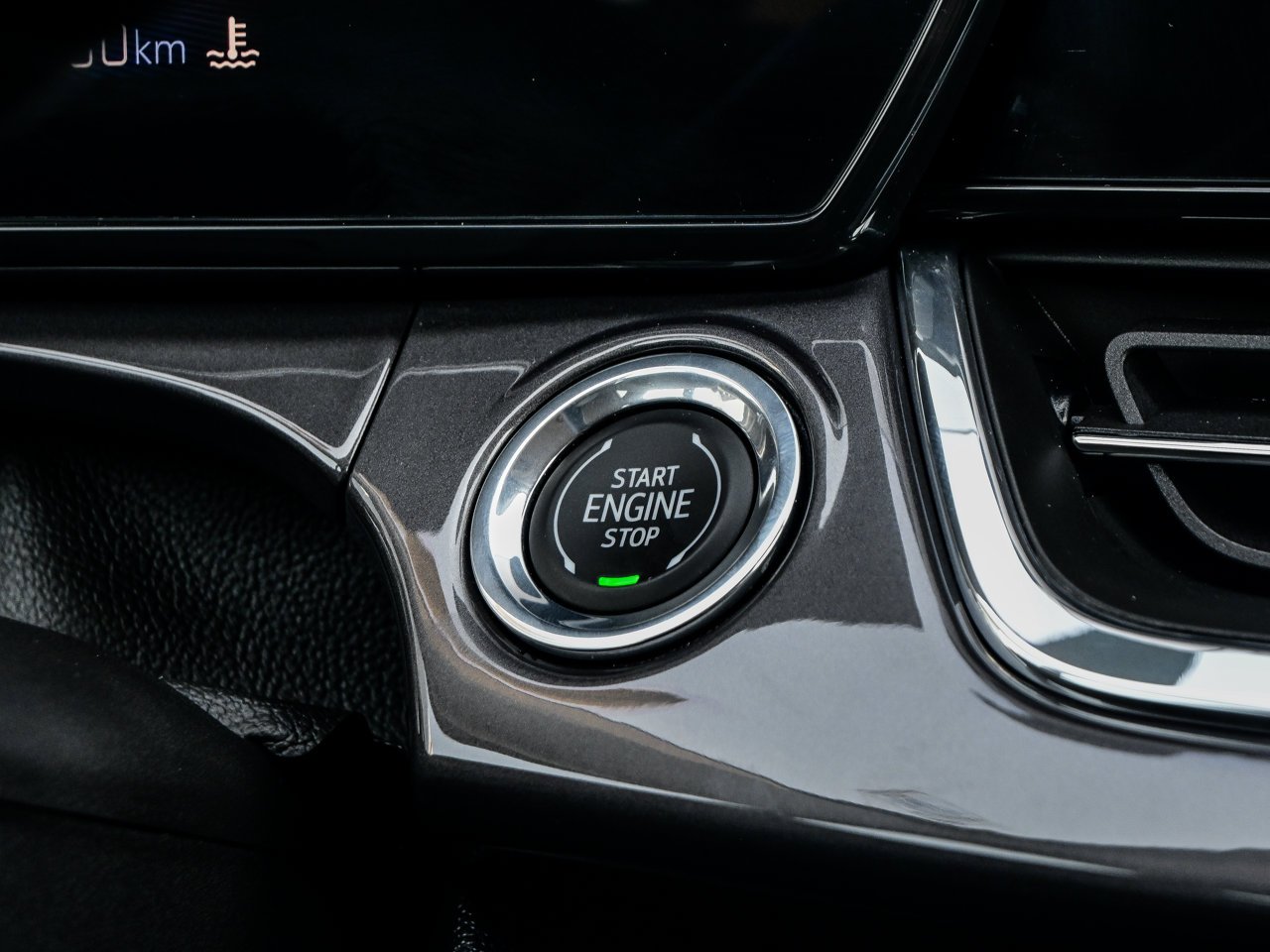 2025 Chevrolet Trax FWD 4dr ACTIV Green Sherwood Park - photo #23
