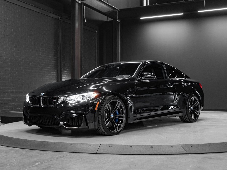 2015 BMW M4 | Front End PPF | Carbon Roof | Harmon Kardon Stereo | Heads Up Display Black
