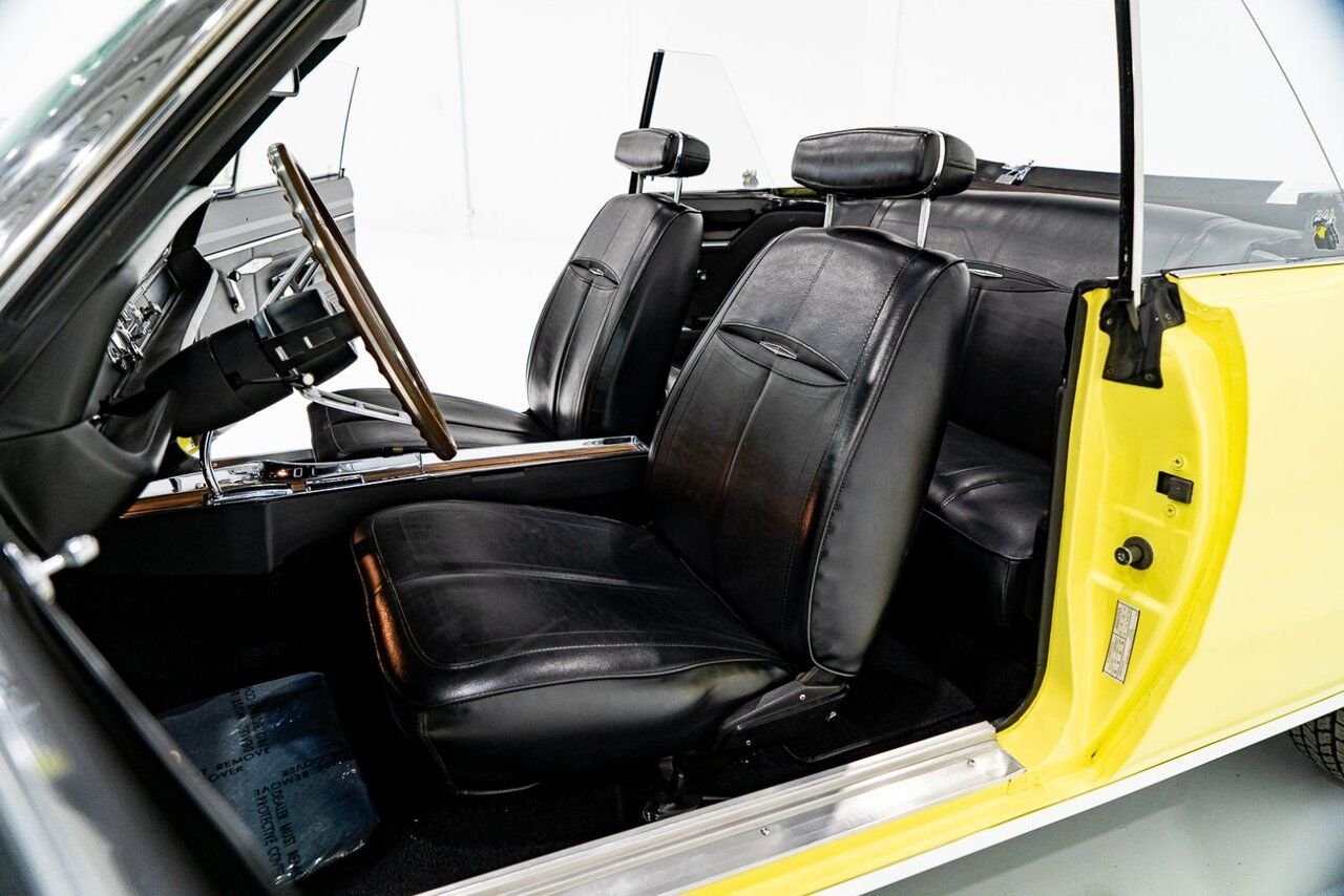 Dodge Dart *PRIX EN USD* GTS Conv Matching #s 340 cu in With Original Built Sheet 1968 Jaune Montréal - photo #8