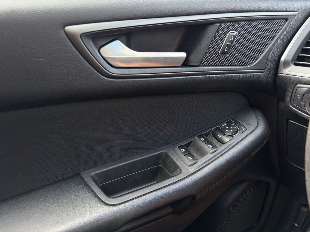 Ford Edge SE 2015 Gris Gatineau - photo #9