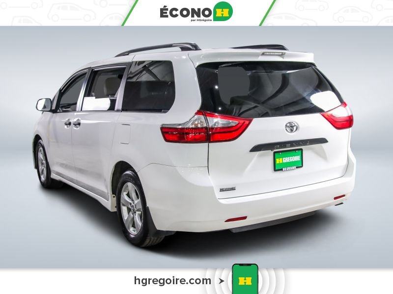 2020 Toyota Sienna White Saint-Eustache - photo #4