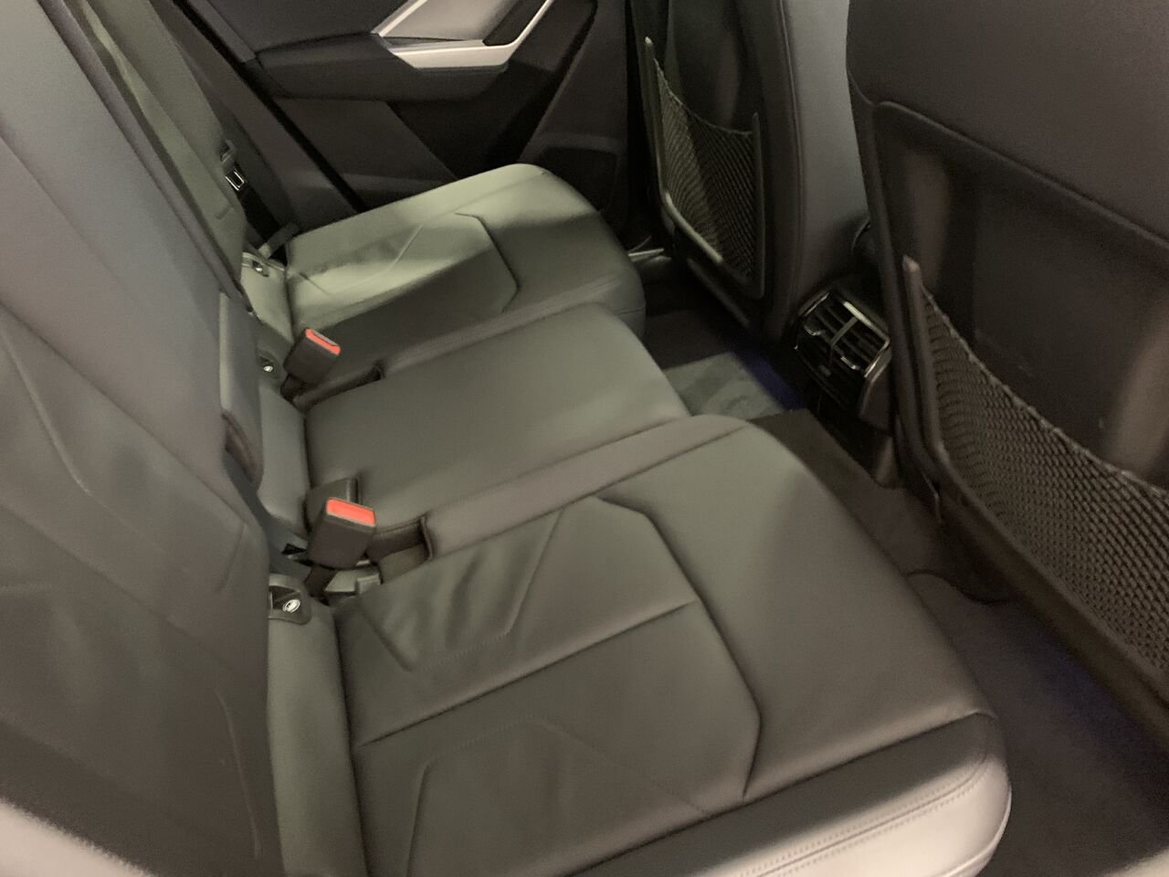 2024 Audi Q3 Komfort 40 TFSI quattro Red Châteauguay - photo #9