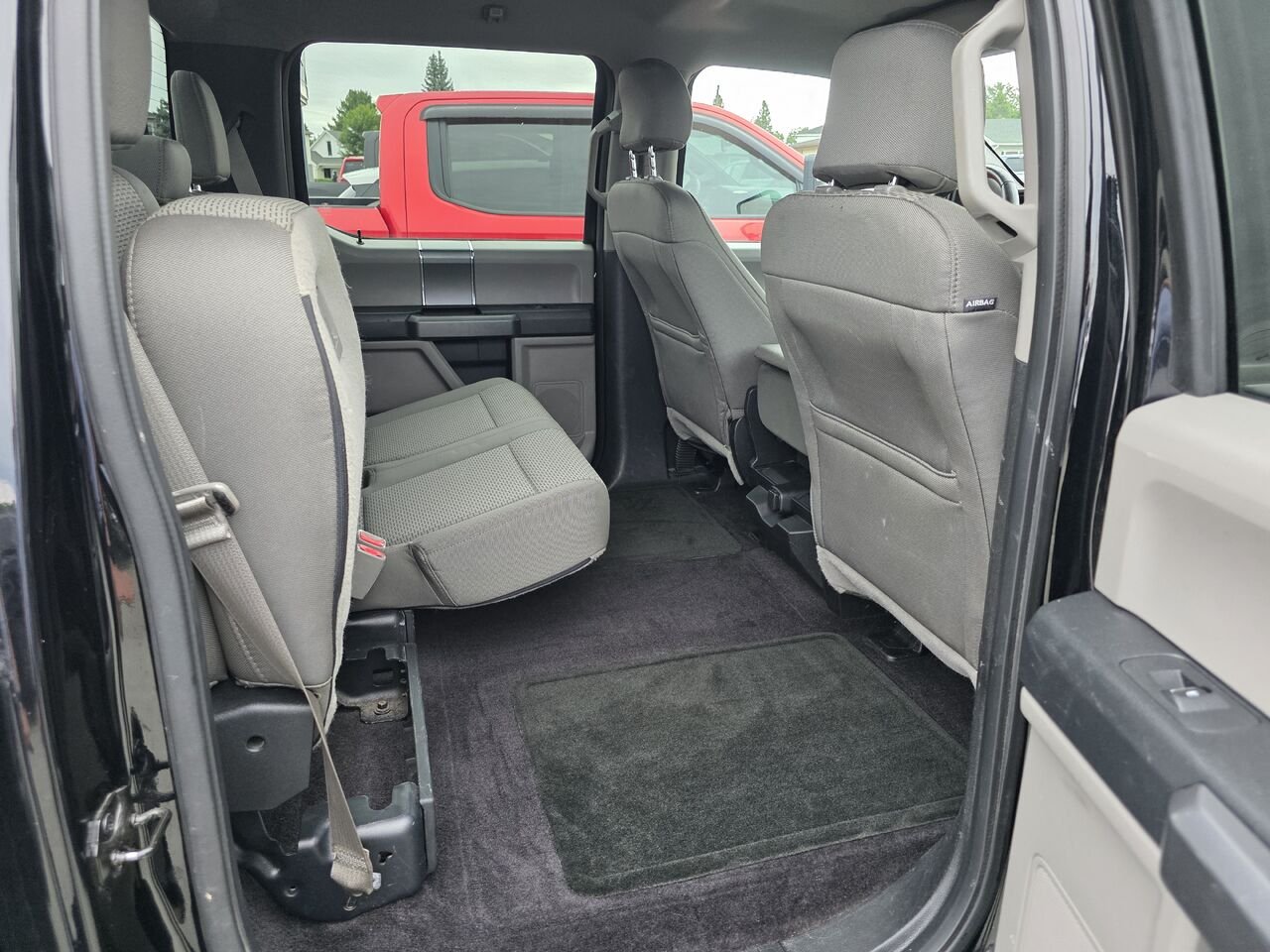Ford F-150 Cab SuperCrew 4RM 157 po XLT 2016 Noir Rouyn-Noranda - photo #18
