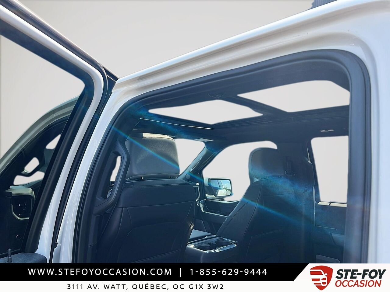 2023 Ford F-150 Lightning LARIAT SuperCrew LONG RANGE White Québec - photo #20