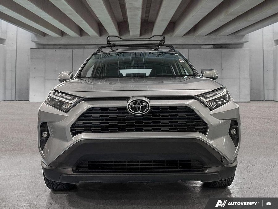 2023 Toyota RAV4 XLE Silver
