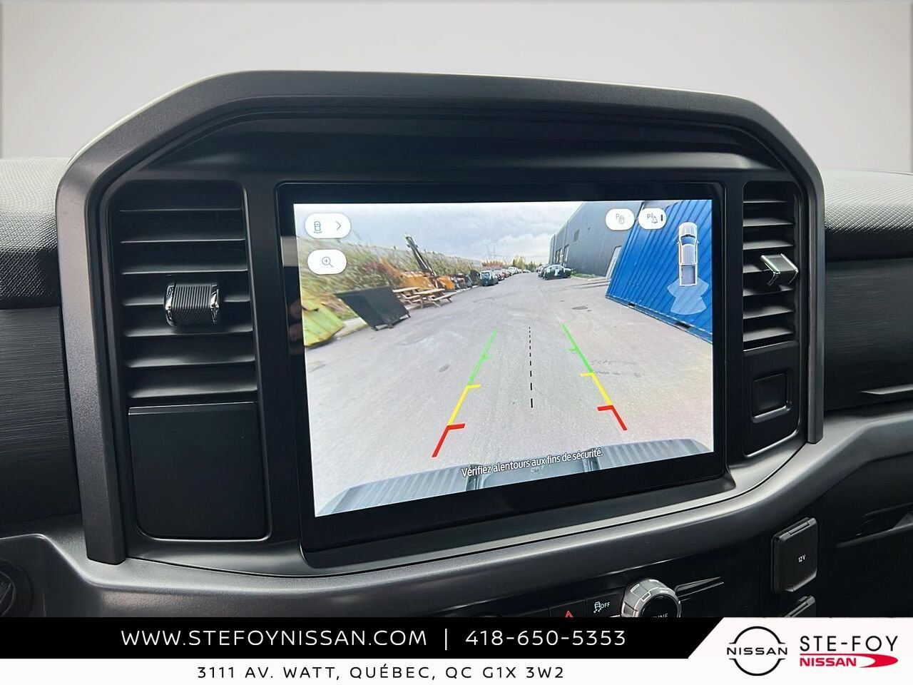 2025 Ford F-150 XLT Black Ste-Foy - photo #17