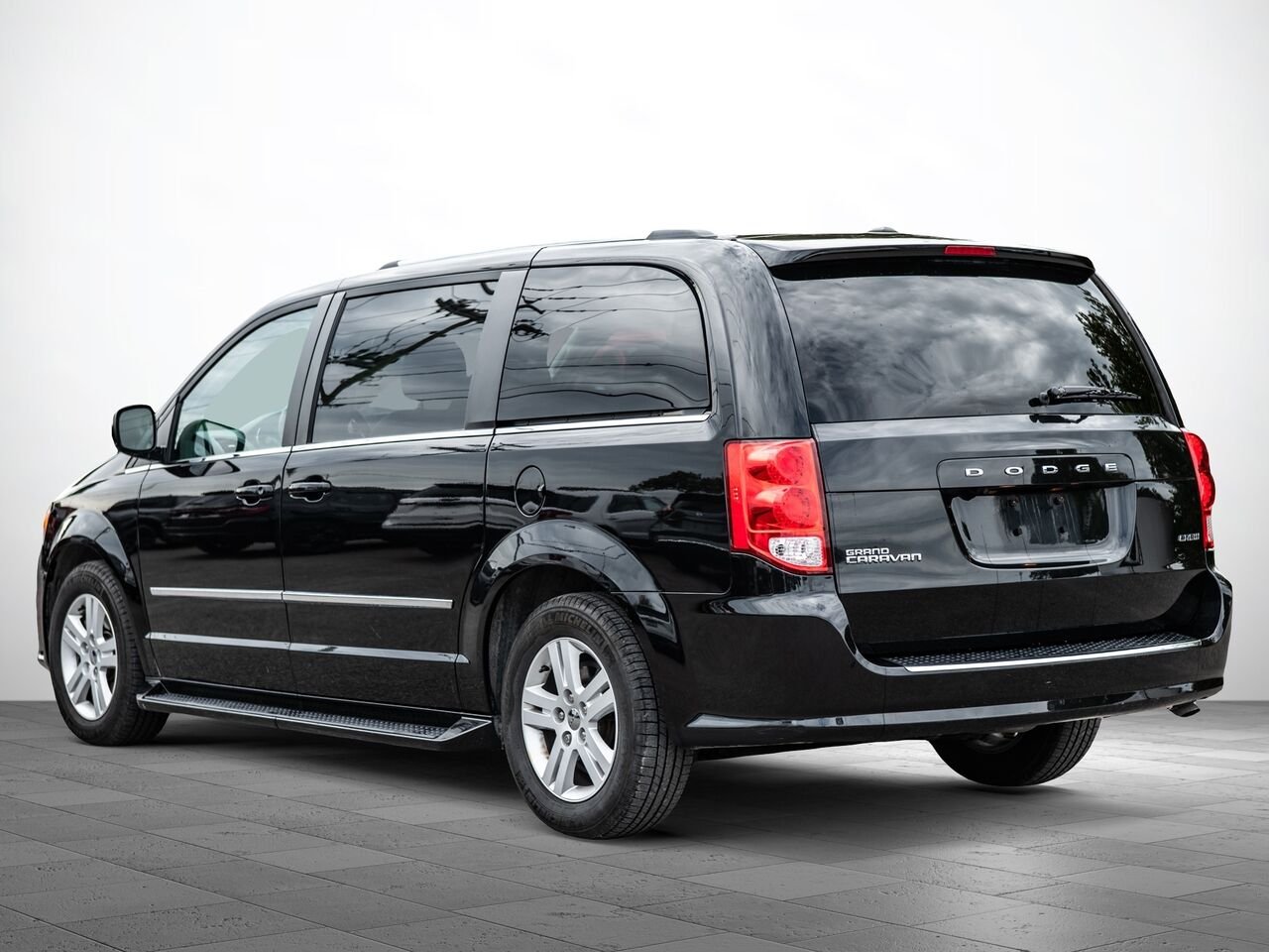 2016 Dodge Grand Caravan Black Sainte-Julienne - photo #4
