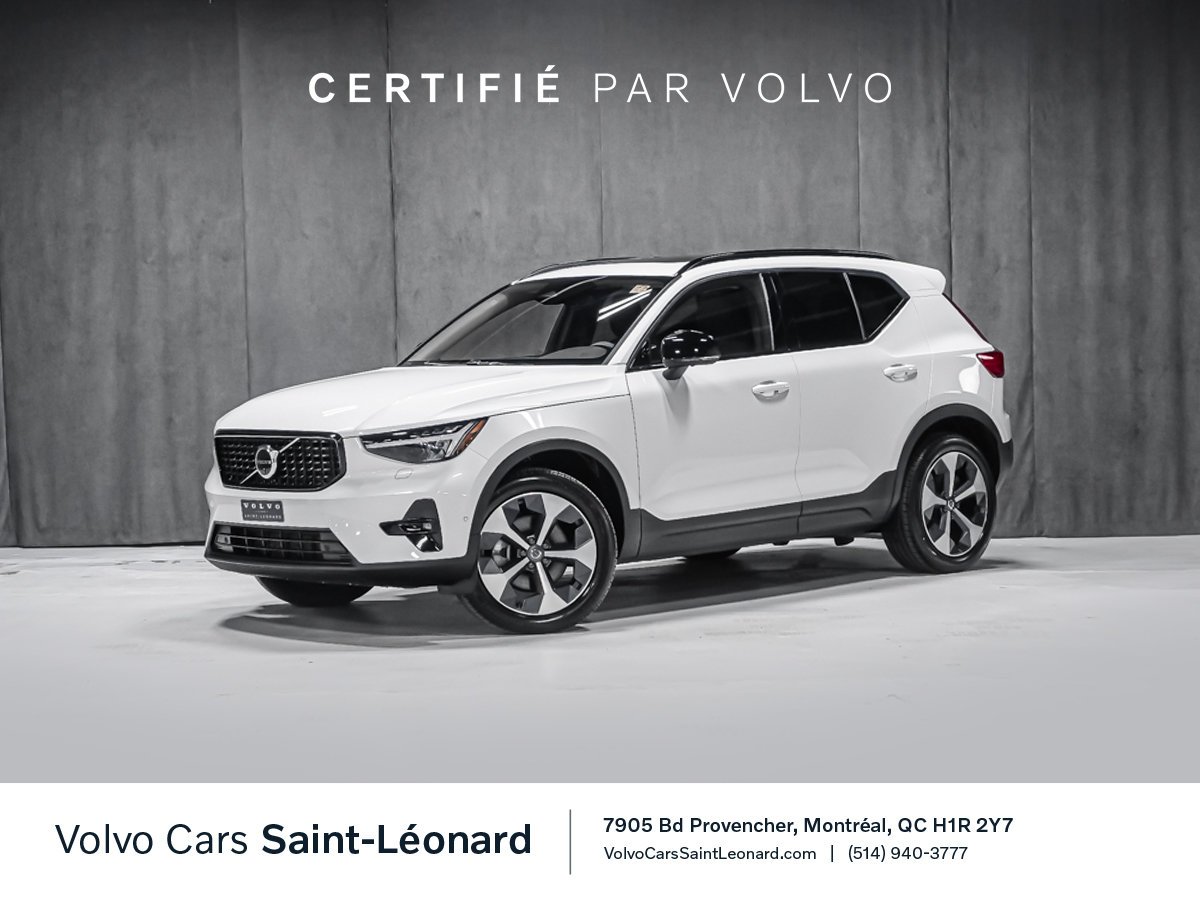 Volvo XC40 B5 PLUS DARK CLIMAT CYCLISTE 2026 Blanc Montréal - photo #0