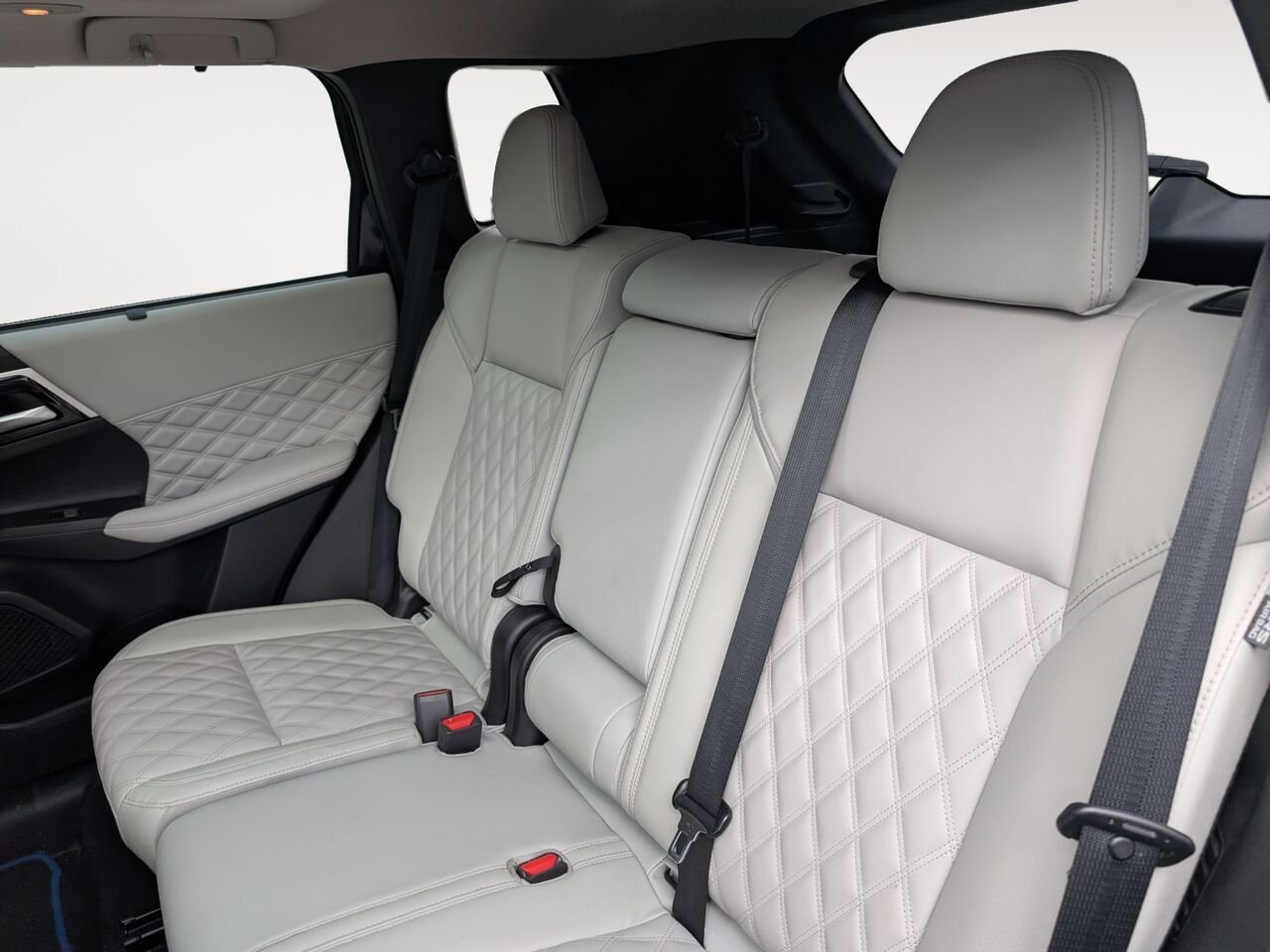 2023 Mitsubishi Outlander Plug-In Hybrid JA4T5VA97PZ617291 Black Sherbrooke - photo #7