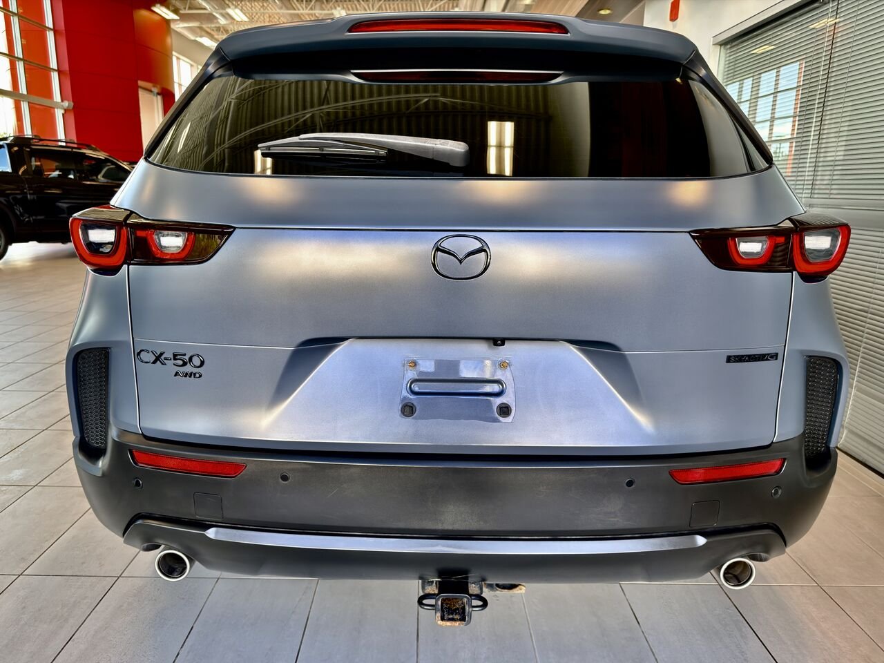 2023 Mazda CX-50 Black Notre-Dame-des-Prairies - photo #9