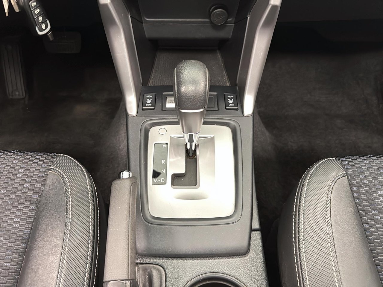 2017 Subaru Forester White Baie-Comeau - photo #14