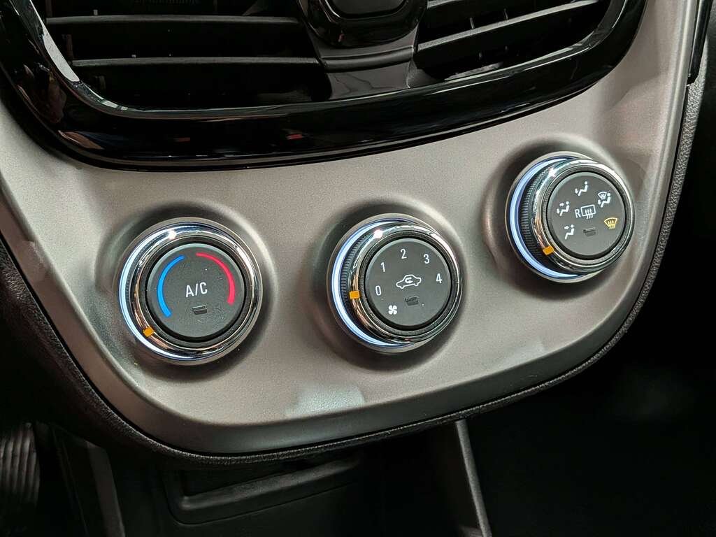 Chevrolet Spark 2020 Blanc Val-David - photo #22